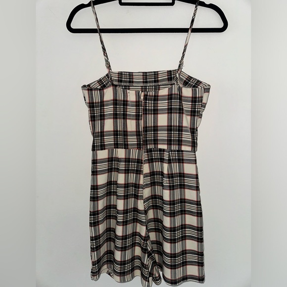 Plaid Romper - Picture 3 of 3